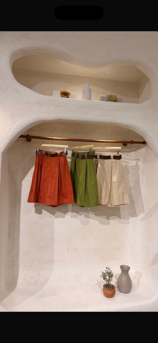 Shorts with belt made in Italy