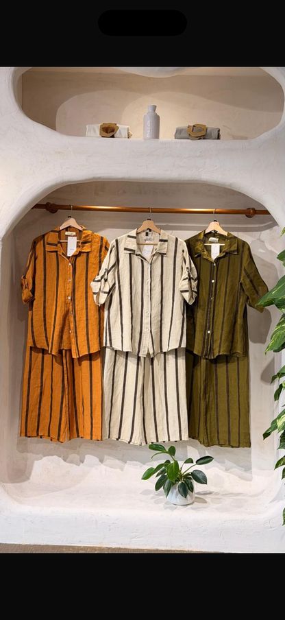 set made in Italy